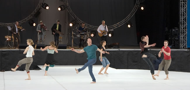 Väsen o ESI-dansare