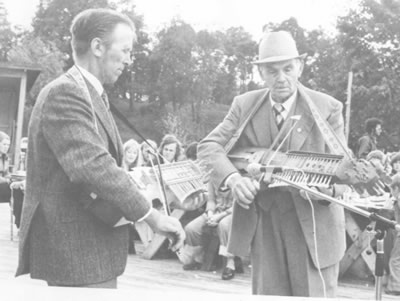 Joel Jansson och G&ouml;sta Hellstr&ouml;m och Spel Oskar Larsson