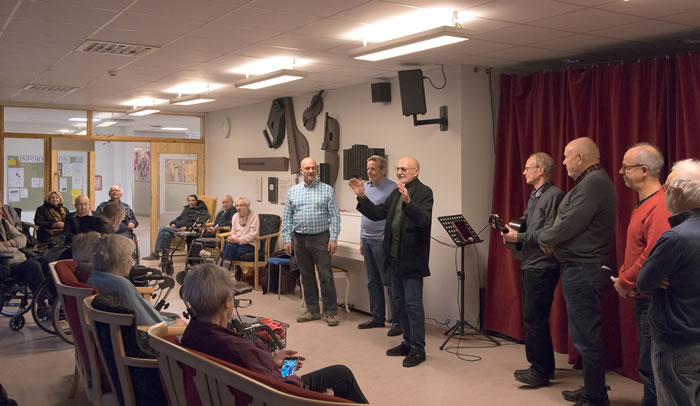 Ingvar J&ouml;rpeland och gruppen L&ouml;sa Boliner